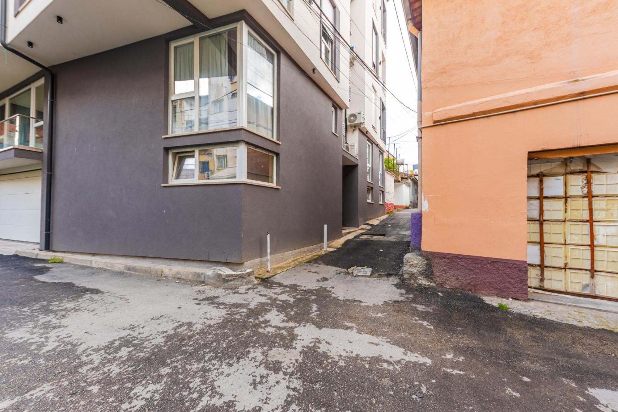 Mumba Apartments By Kondo Stays Tirana Buitenkant foto