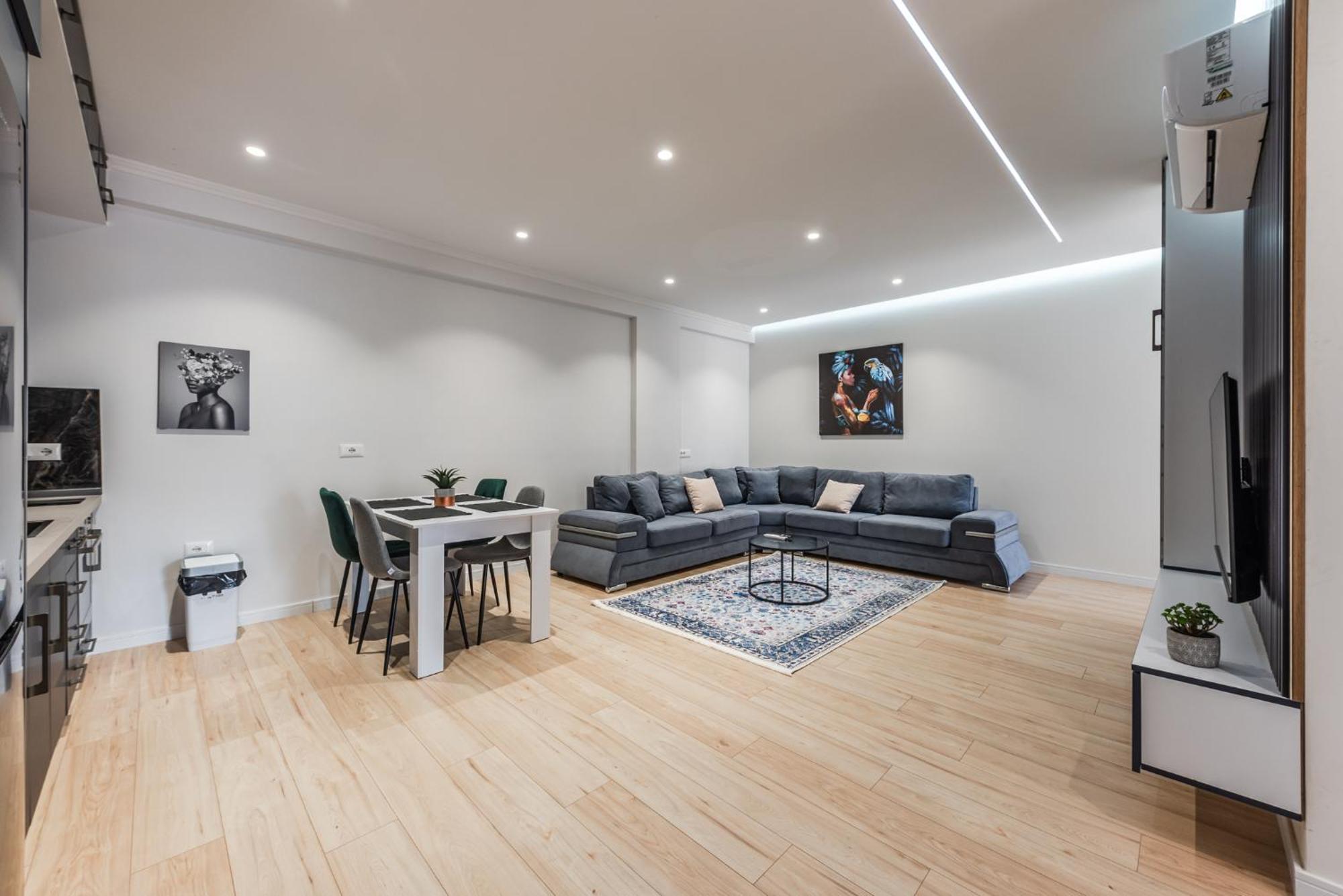 Mumba Apartments By Kondo Stays Tirana Buitenkant foto