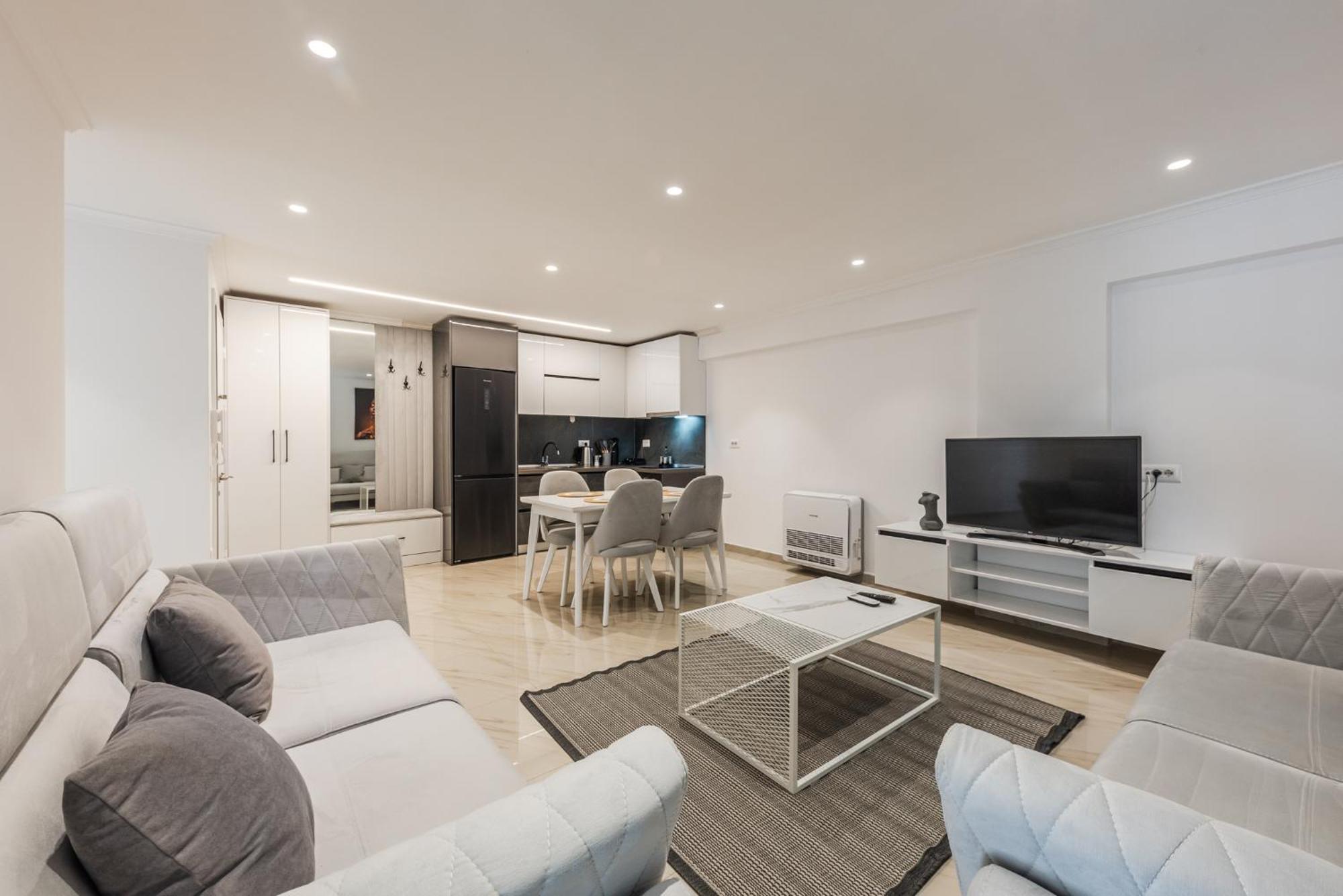 Mumba Apartments By Kondo Stays Tirana Buitenkant foto